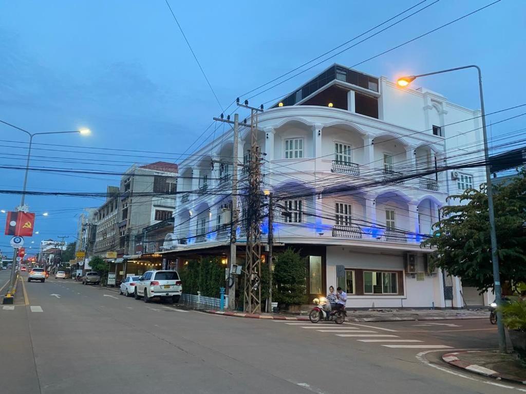 פקסה Subinh Hotel And Restaurant מראה חיצוני תמונה