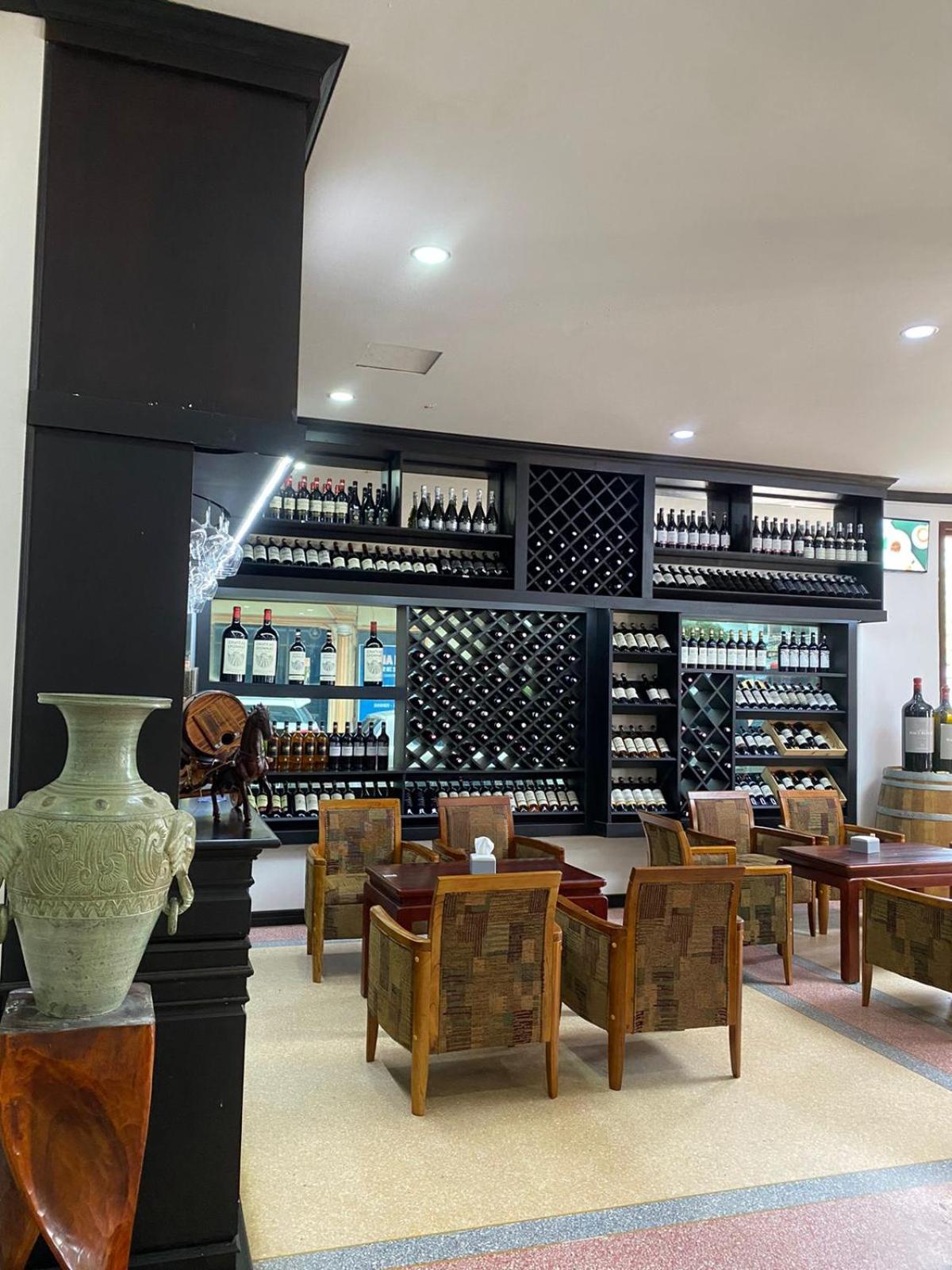 פקסה Subinh Hotel And Restaurant מראה חיצוני תמונה